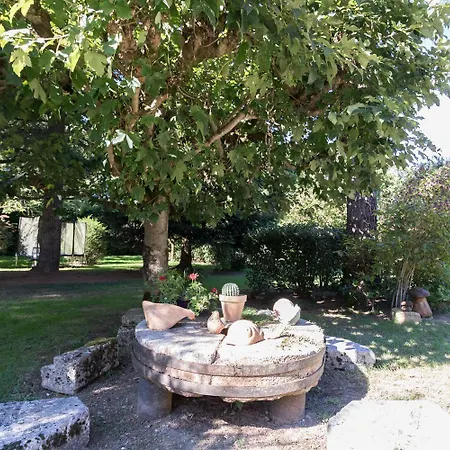 Le Moulin De Cabanis Hébergement de vacances *